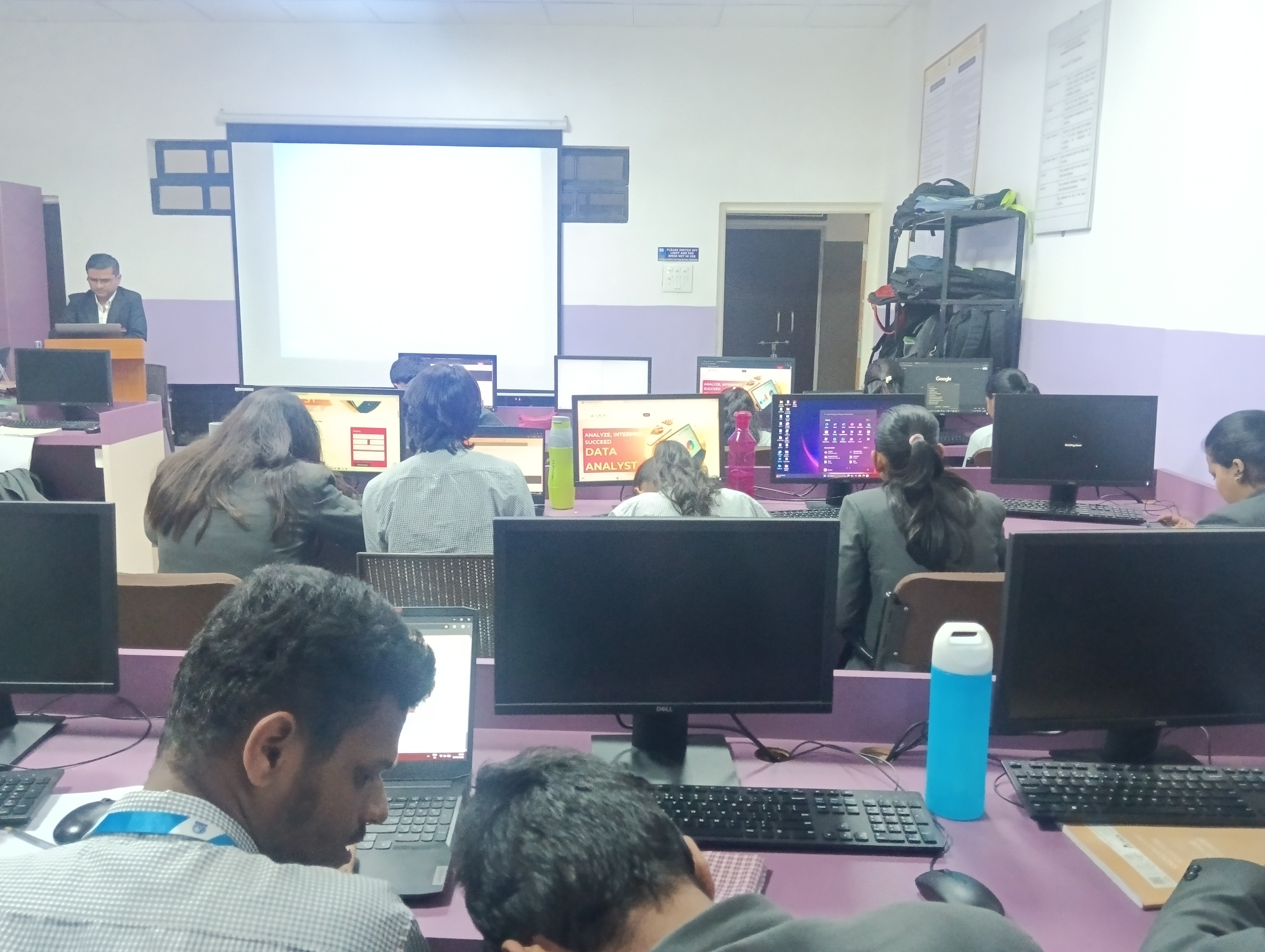 College Workshop & Seminar