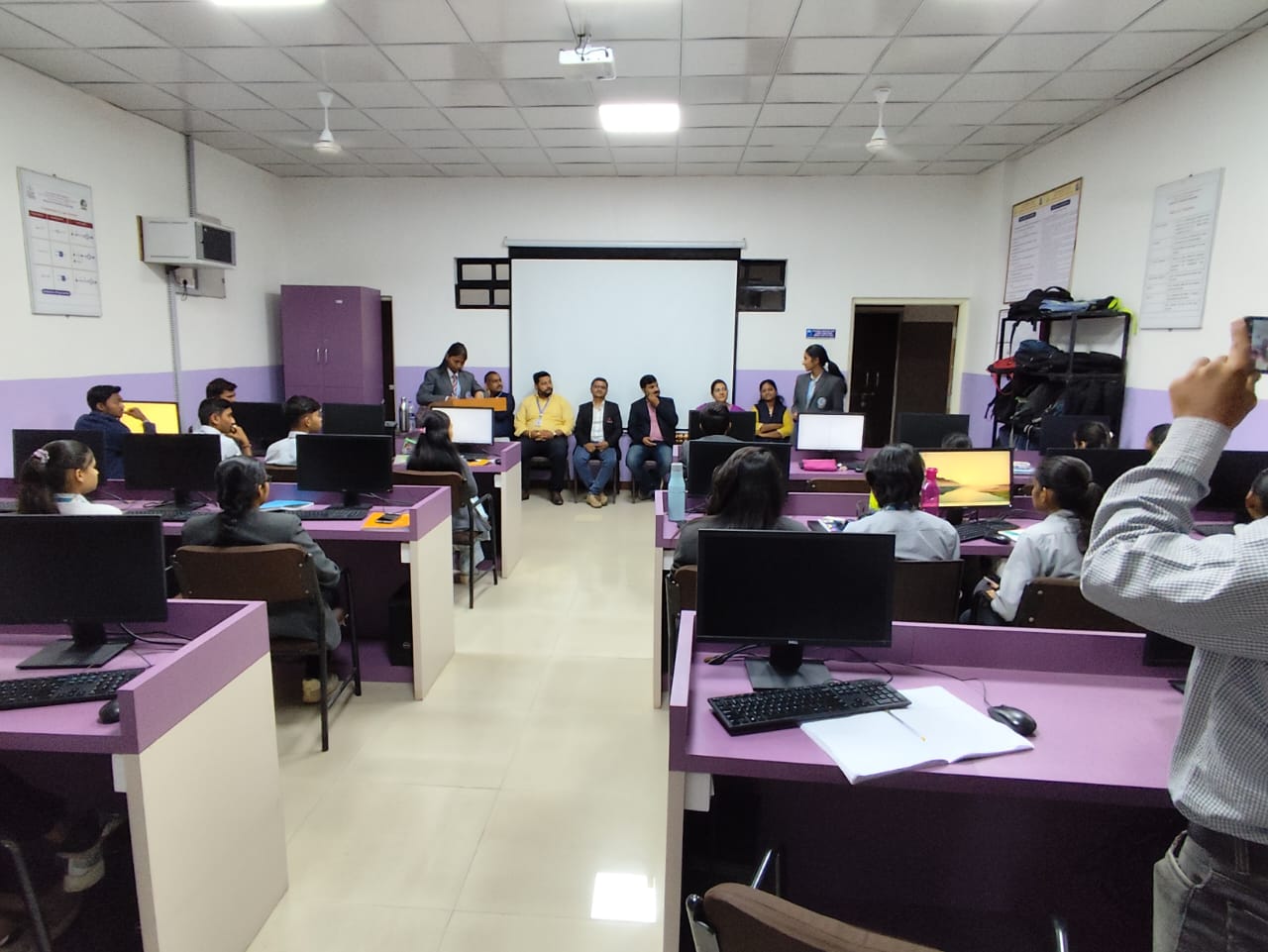 College Workshop & Seminar
