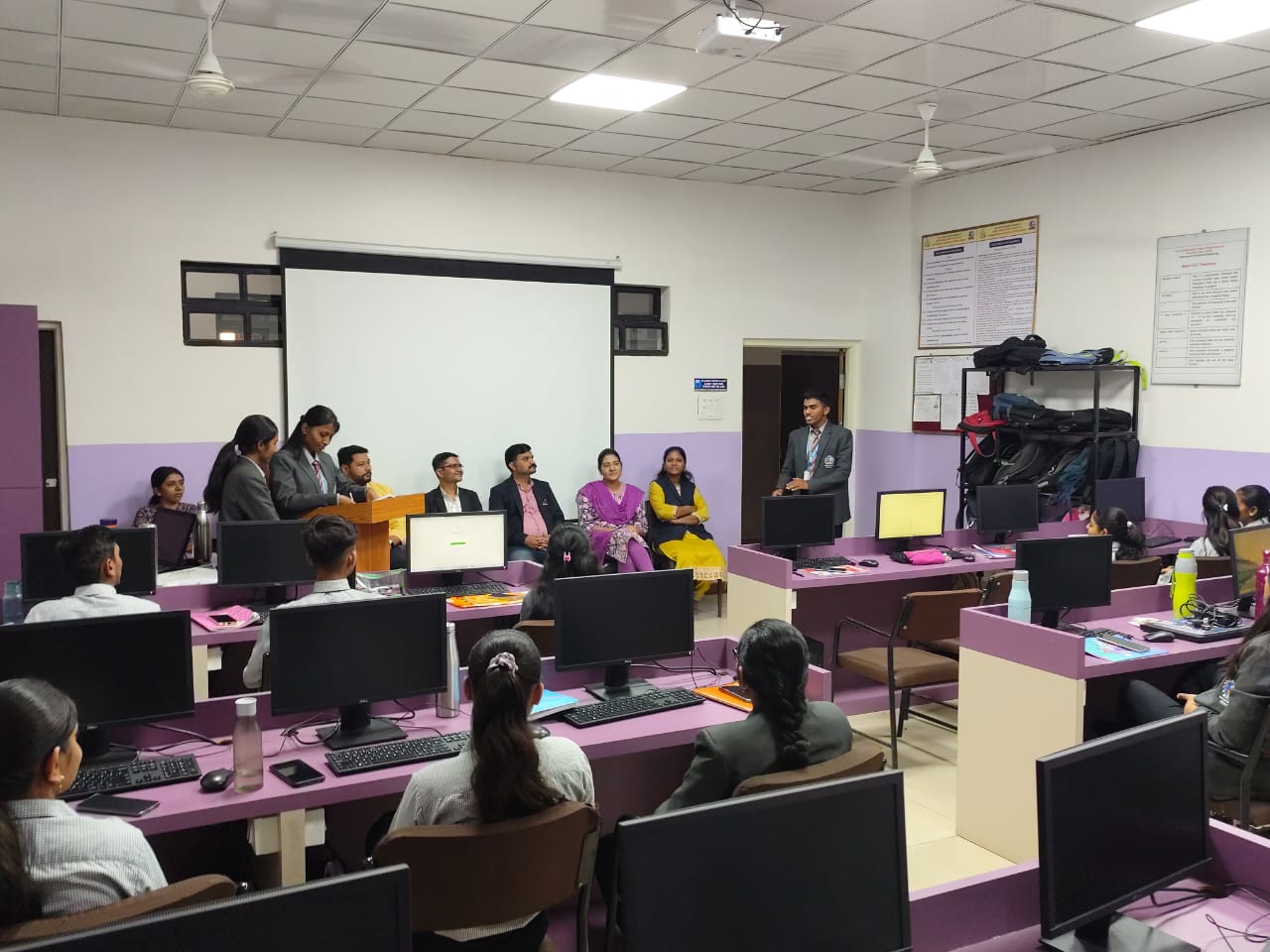 College Workshop & Seminar