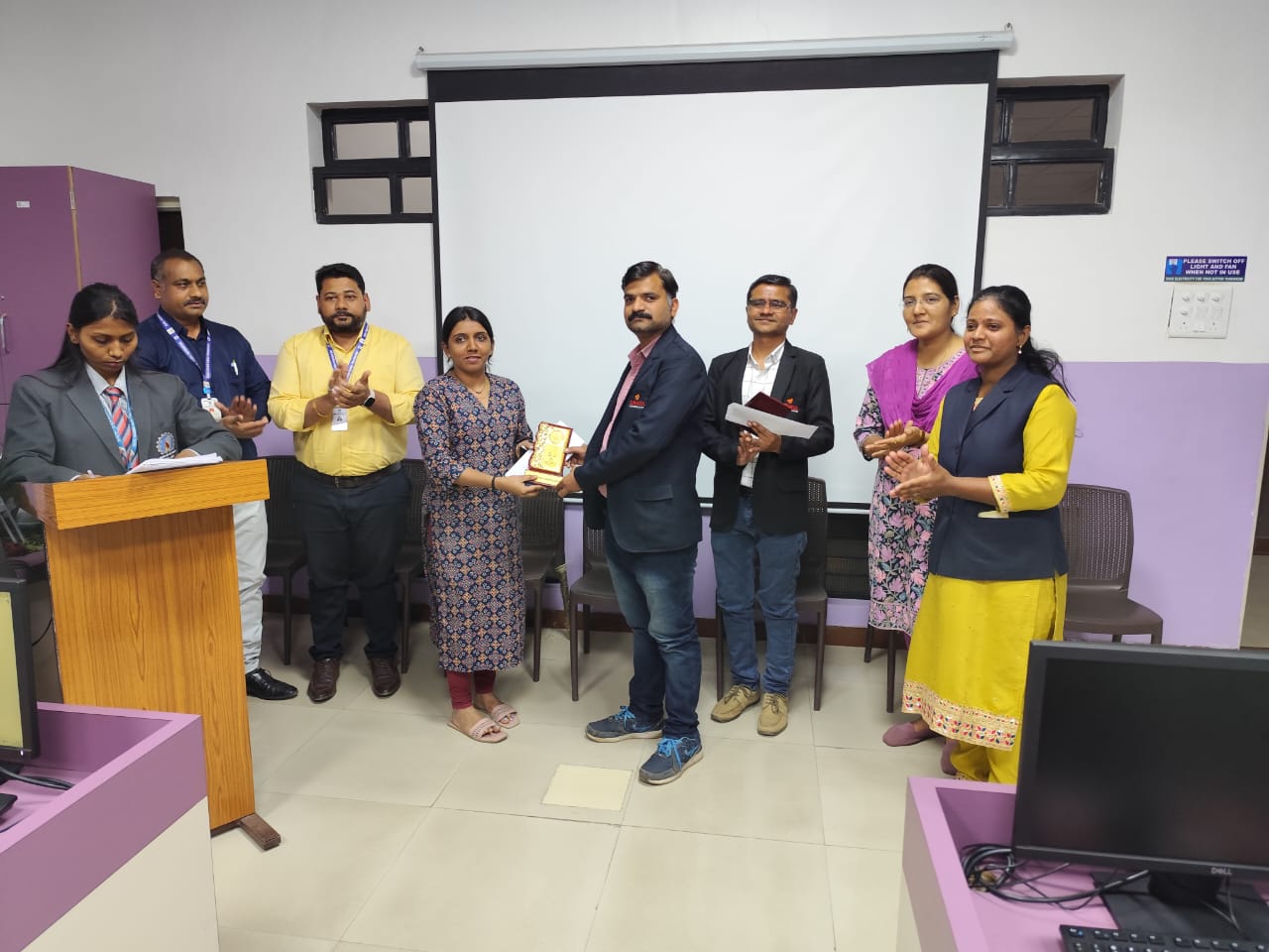 Award & Certificate Ceremony